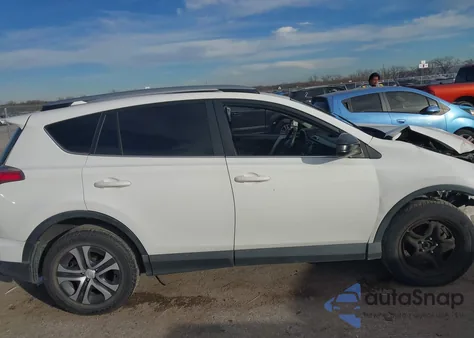 2017 Toyota Rav4 Le из США, поврежденный, VIN JTMZFREV2HJ105384